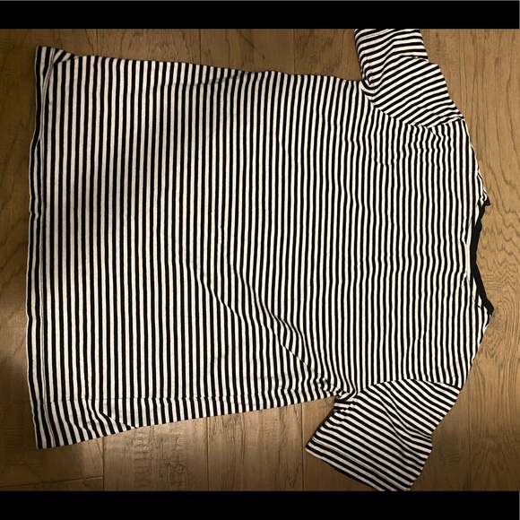 H&M Shirt - Picture 4 of 4